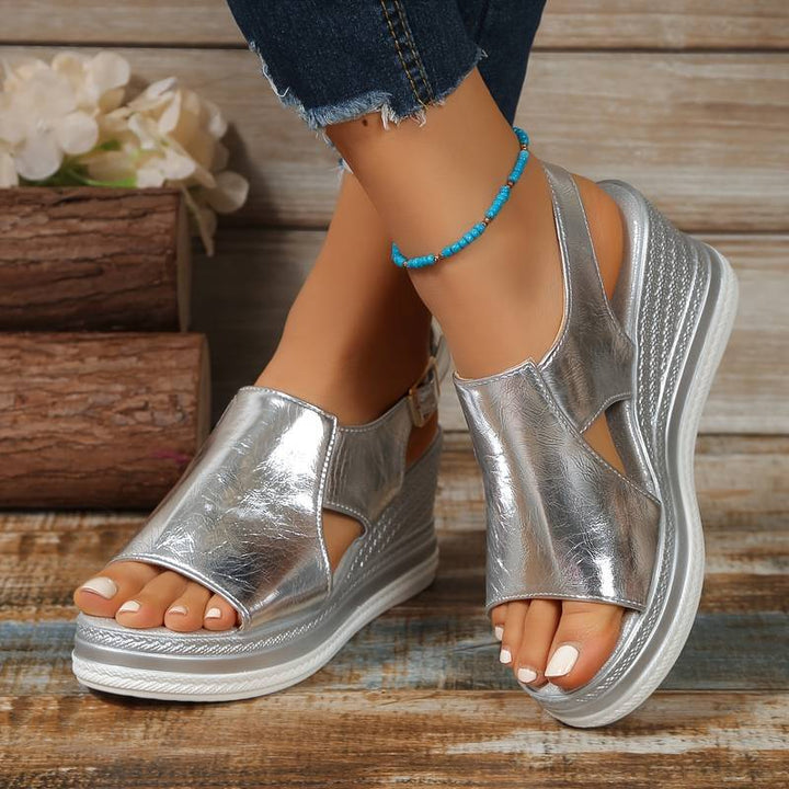 Baylie - Stylische Metall-Sandalen